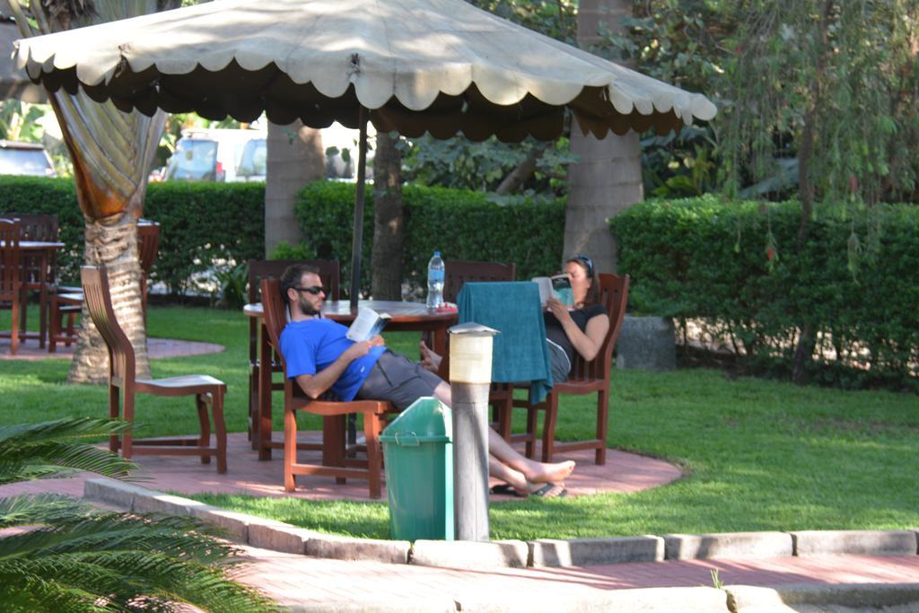 The Charity Hotel International Arusha Exteriér fotografie
